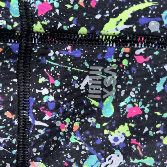 Victoria’s Secret VSX Sport Knockout Crop Leggings - Size M - Picture 5 of 6